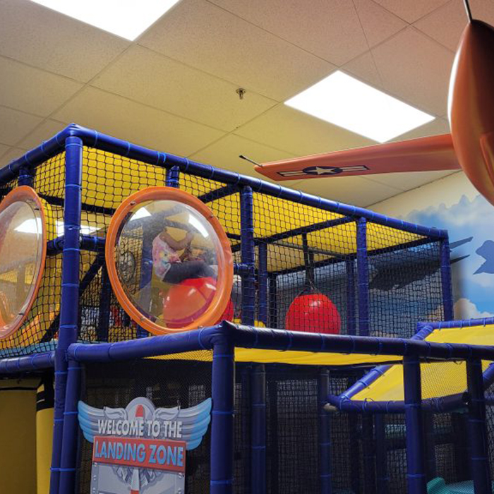 Indoor Playground High Dessert Lanes